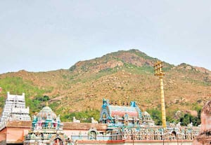 பாதையெங்கும் தீர்த்தங்கள்