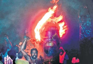 சொக்கப்பனை ஏன்