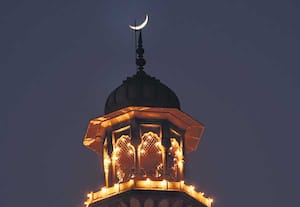 செல்வாக்கு யாருக்கு