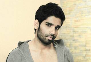 Suresh Ravi