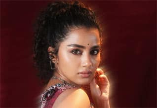 Tamil New FilmVelai Illa Pattathari