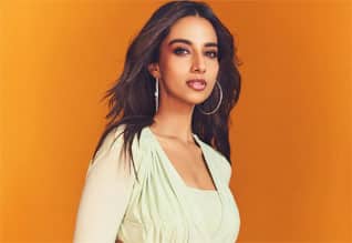 Meenakshi chaudhary