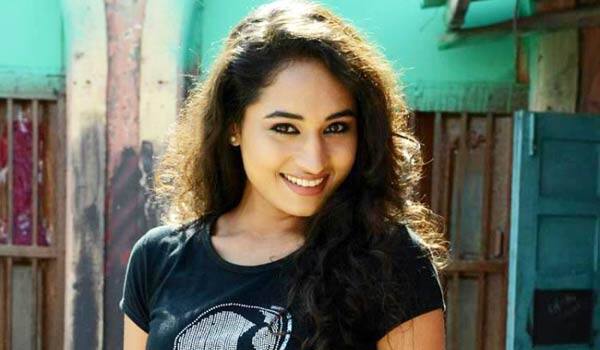 Pooja-to-soon-act-as-heroine