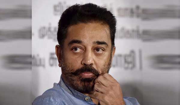 Kamal-pay-respect-to-poet-Bharathiyar