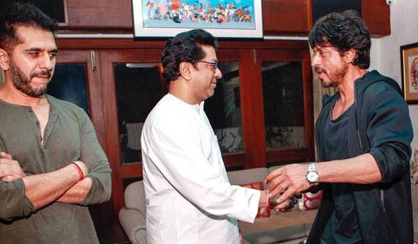 Shahrukh-Khan-met-Raj-Thackeray