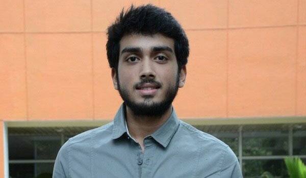 Kalidas-Jayaram-out-from-Virus
