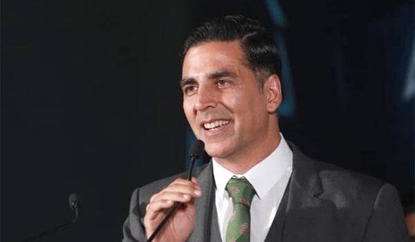 2.0-Makeup-is-my-carrier-record-says-Akshaykumar