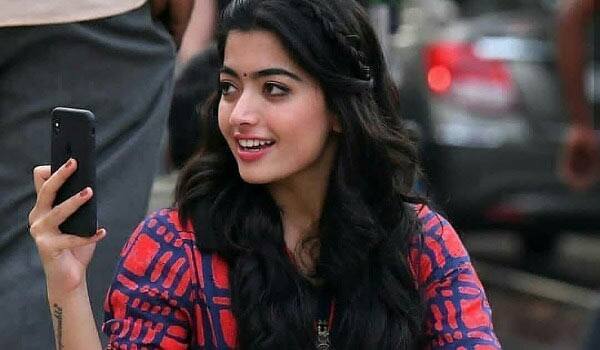 Rashmika-in-Gigharthanda-remake
