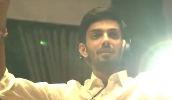 Petta-single-:-Anirudh-trolled