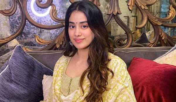 Fans-stopped-Jhanvi-kapoor-film