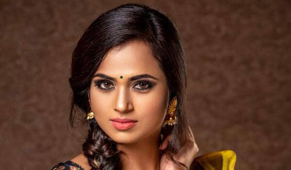 Ramya-Pandiyan-in-Suriya-film