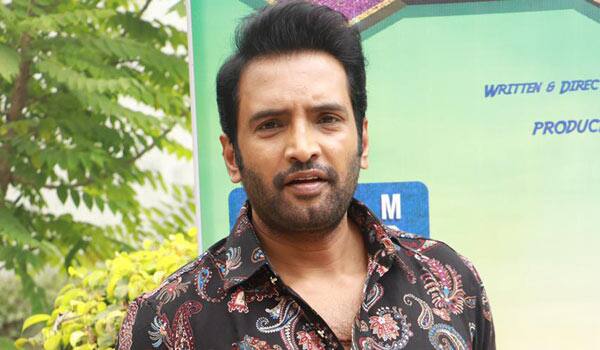 Santhanam-ready-to-politics-asking-MP-Seat