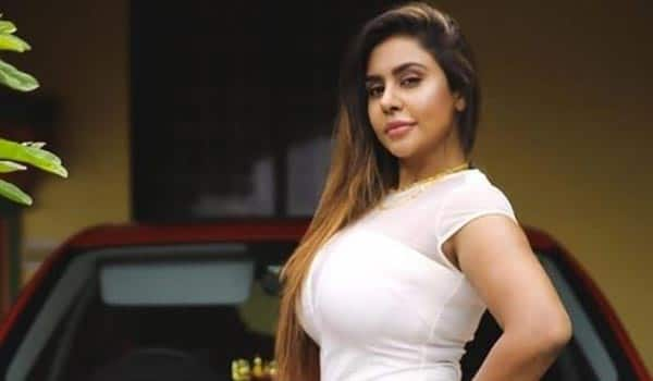 Srireddy-in-Silksmitha-biopic