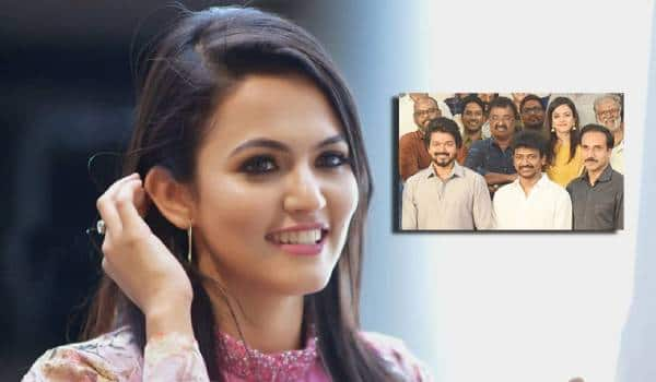 tiktok-frame-aparna-das-joining-in-thalapathy-65