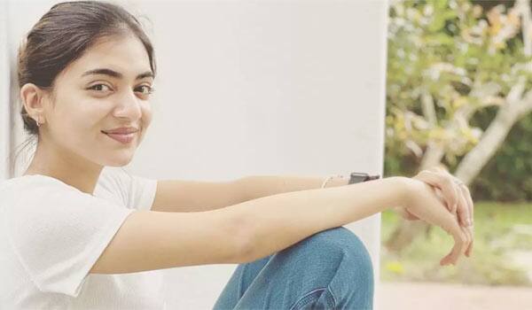 Nazriya-Nazim-debut-in-telugu