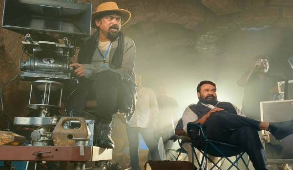 santhosh-shivan-give-a-update-of-mohanlal-baros