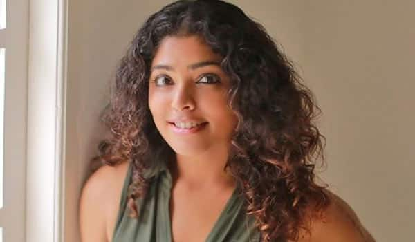 Rima-Kallingal-backs-to-tamil-cinema-after-10-years