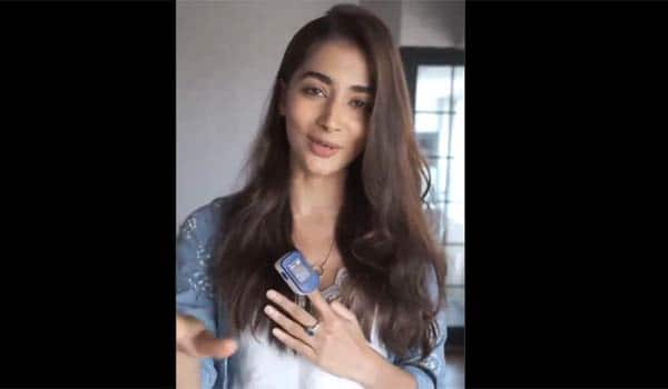 Pooja-hegde-explains-how-to-use-Oximeter