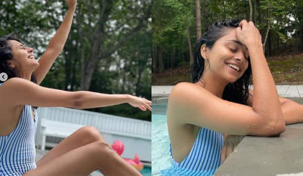 Pragathi-poses-with-swimsuit