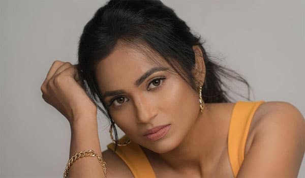 Ramya-pandiyan-got-few-films