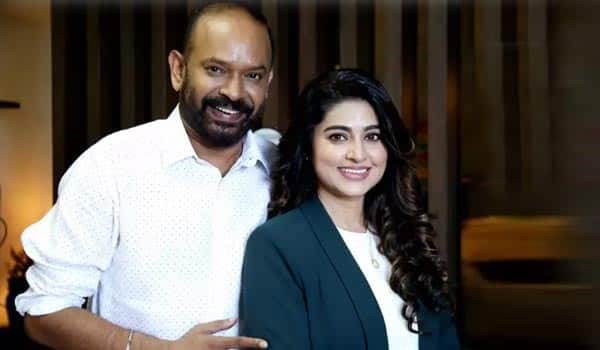 Sneha-to-pair-with-Venkat-prabhu