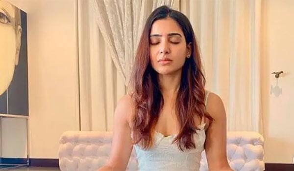 Samantha-doing-yoga-and-meditation-to-relief-from-depression