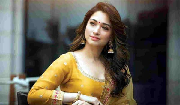 Tamanna-acting-in-Kajal-place