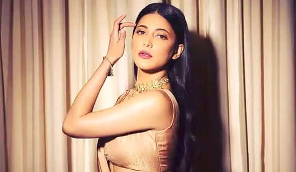 Shrutihaasan-in-talk-for-chiranjeevi-film