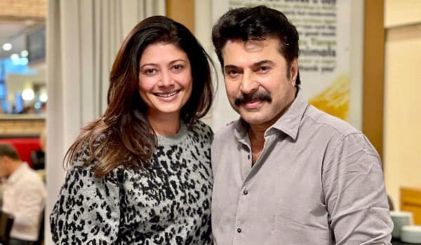 Actress-Pooja-Batra-met-Mammootty