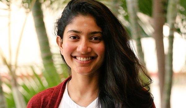 Sai-pallavi-likes-to-act-as-comedy-character