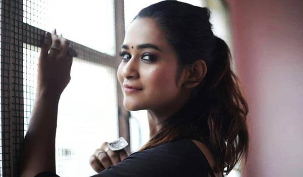 Kavya-turn-as-heroine