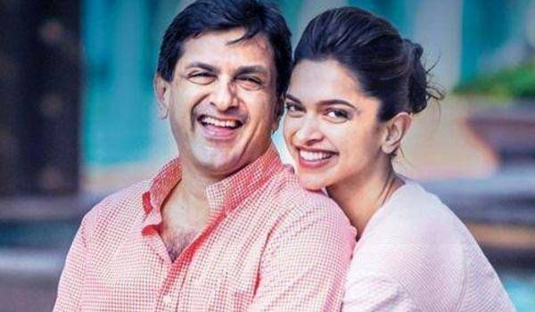 Deepika-likes-to-make-her-father-biopic-as-movie