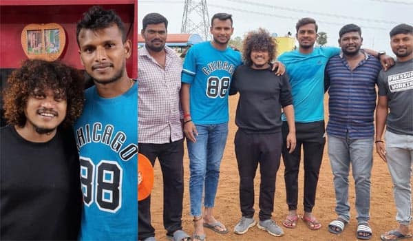Actor-Pugazh-visits-to-Cricket-player-Natrajan-house