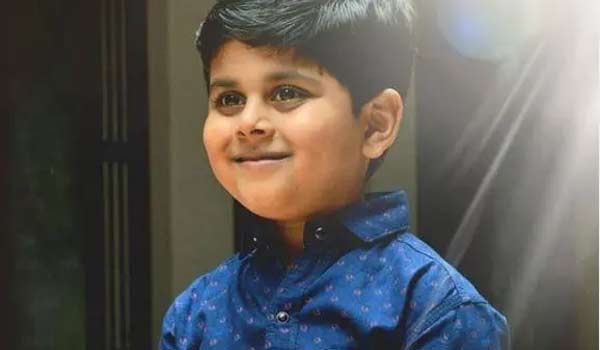 abiyum-naanum-child-star-Nithish-Guinness-World-Records