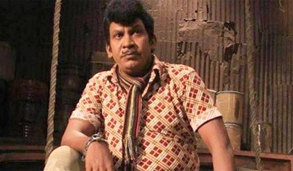 Vadivelu-acting-in-4-movies