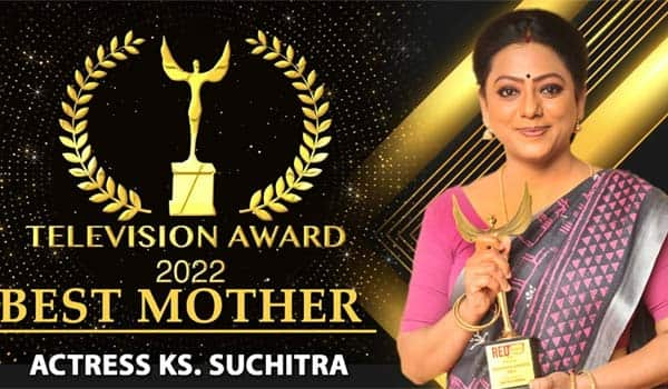 Baakiyalakshmi-serial-won-2-awards