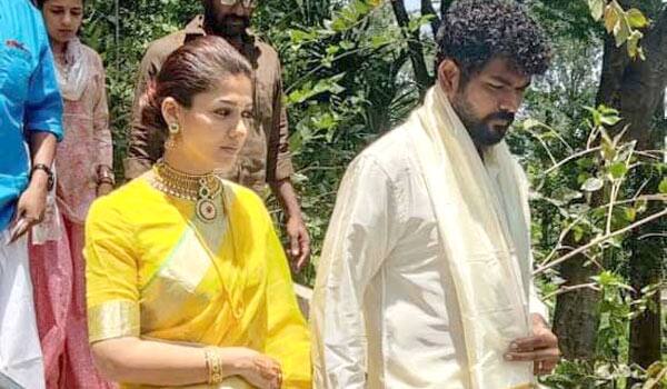 Nayanthara---Vignesh-shivan-photoshoot-at-thirumala-temple