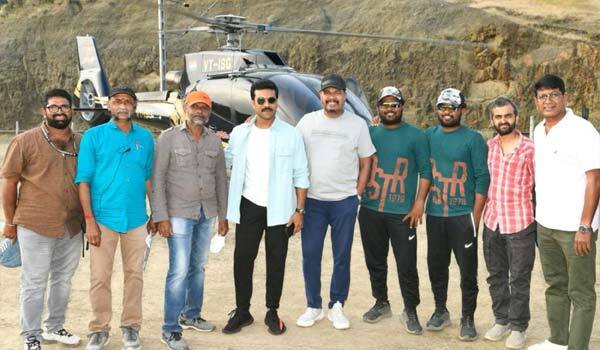 In-Shankar's-film,-1000-people-for-dance-and-1200-people-for-fight