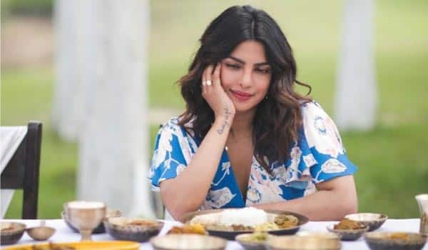 Priyanka-Chopra-says-she'd-eat-alone-in-bathroom-as-a-student-in-US