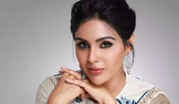 samyuktha-request-to-producers-and-actors