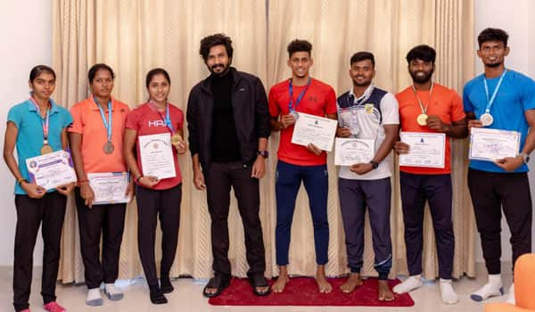 Vishnu-Vishal-helps-to-sports-players