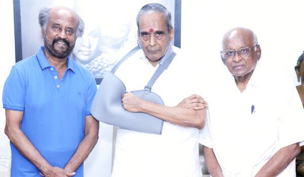 Rajini-met-AVM-Saravanan