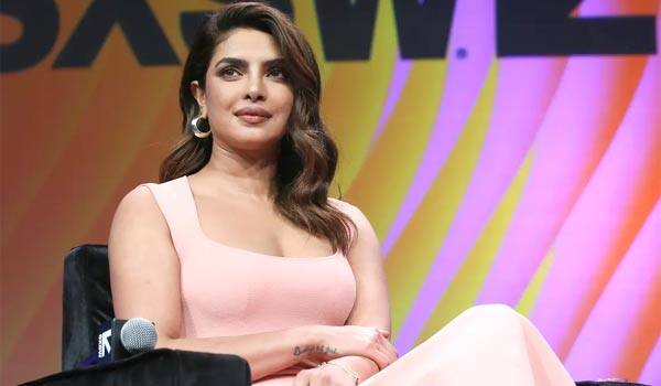 Priyanka-chopra-about-dating-with-co-stars