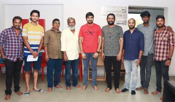 Sathish-starts-Vithaikaran-movie-dubbing