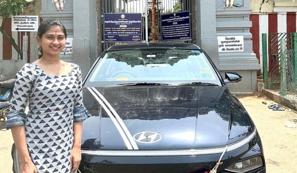 Super-singer-Nithya-Sri-bought-a-new-car!