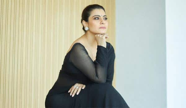 Kajol-pose-on-her-favorite-color-black