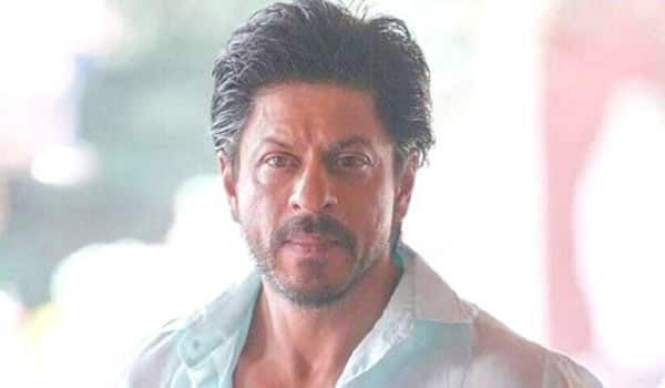 Injured-at-shooting-spot-:-Shahrukh-Khan-undergoes-nose-operation