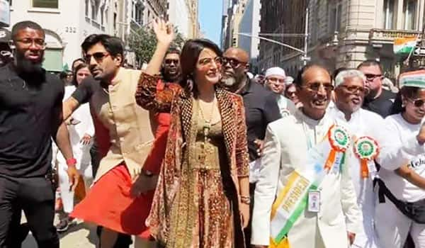 Samantha-attended-the-41st-India-Day-celebrations-in-New-York