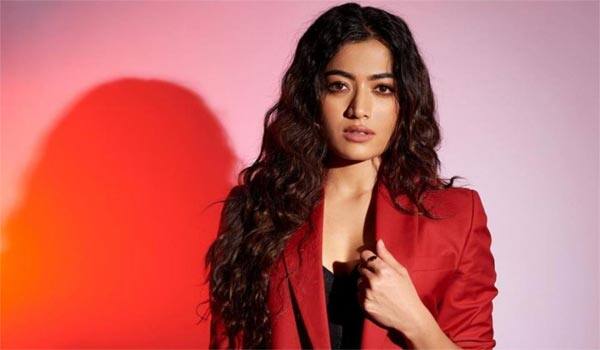'Extremely-scary':-Rashmika-Mandanna-flags-'identity-theft'-issue-as-deepfake-video-goes-viral