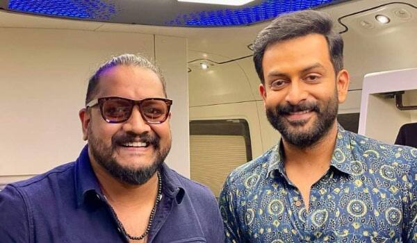 A-historical-film-director-who-met-Prithviraj